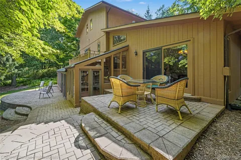 3583 Mitchell Road