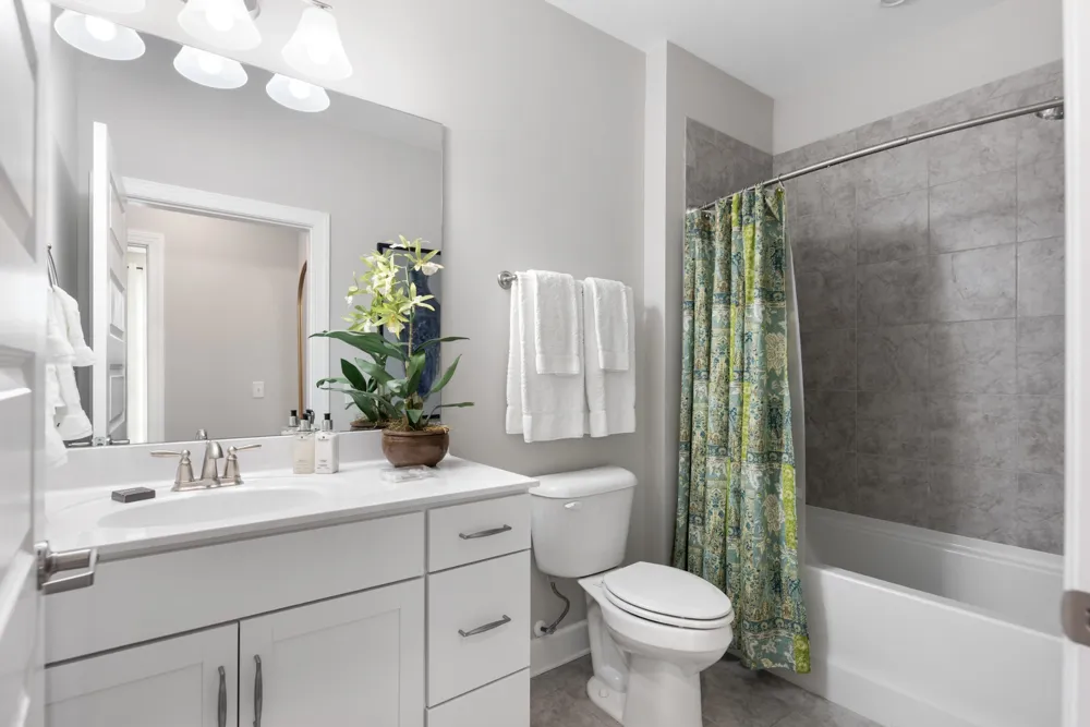 141 Saundersville Rd #1405 Hendersonville, TN 37075