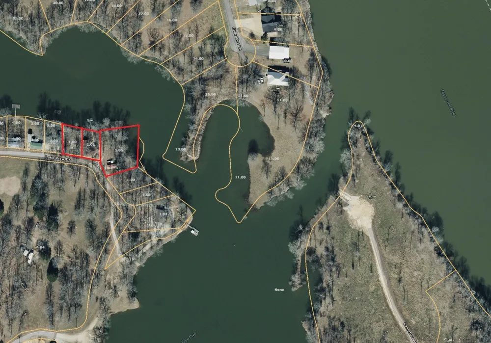261 Lakeview Dr Bath Springs, TN 38311