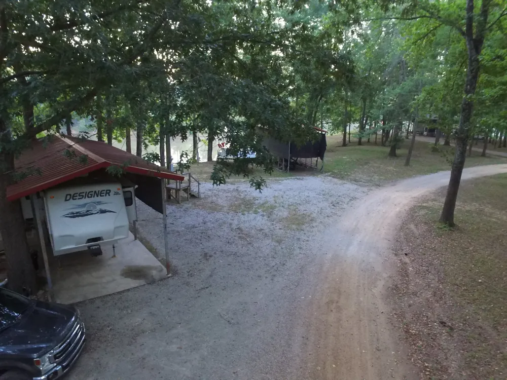261 Lakeview Dr Bath Springs, TN 38311