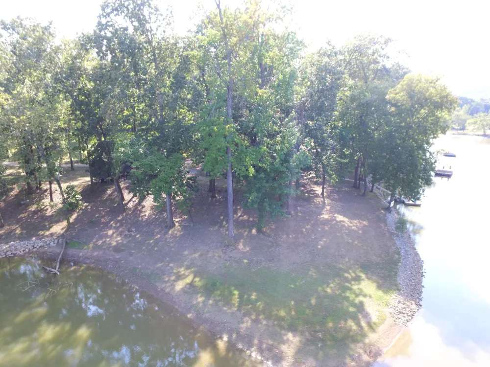 261 Lakeview Dr Bath Springs, TN 38311