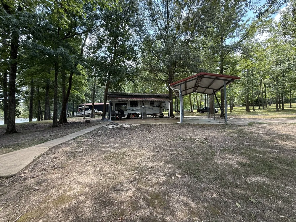 261 Lakeview Dr Bath Springs, TN 38311