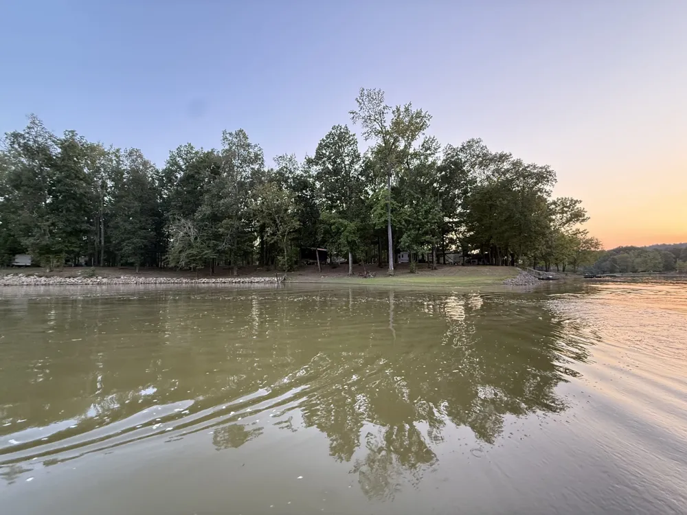 261 Lakeview Dr Bath Springs, TN 38311