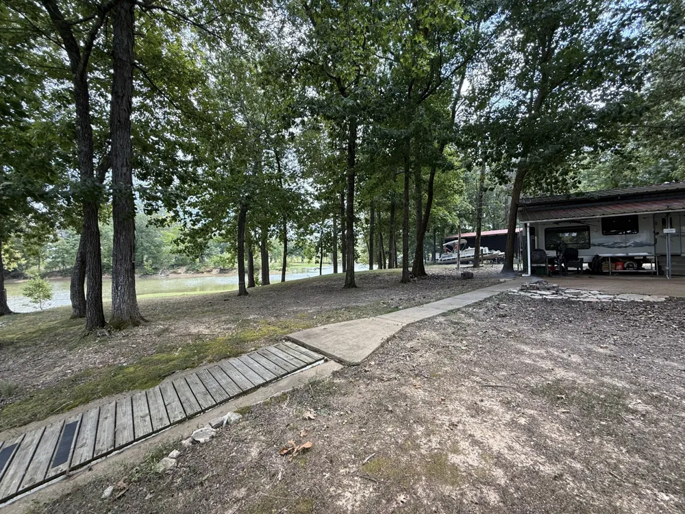 261 Lakeview Dr Bath Springs, TN 38311