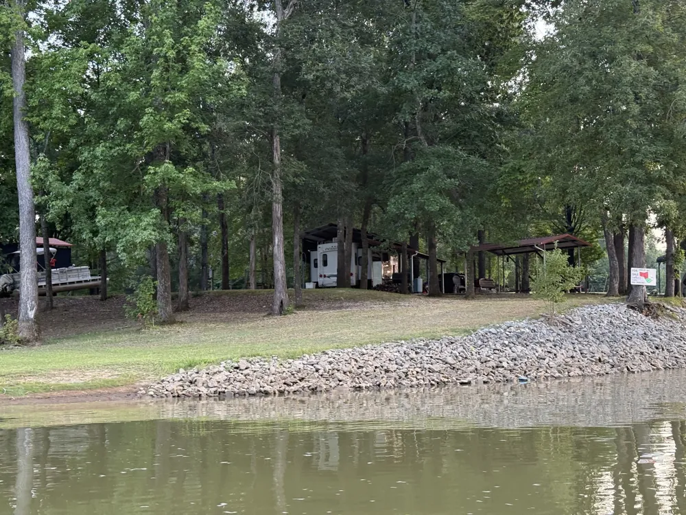 261 Lakeview Dr Bath Springs, TN 38311