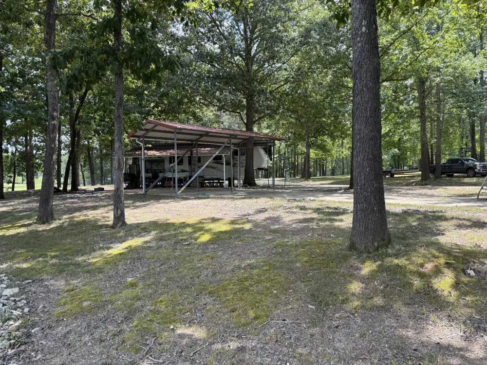 261 Lakeview Dr Bath Springs, TN 38311