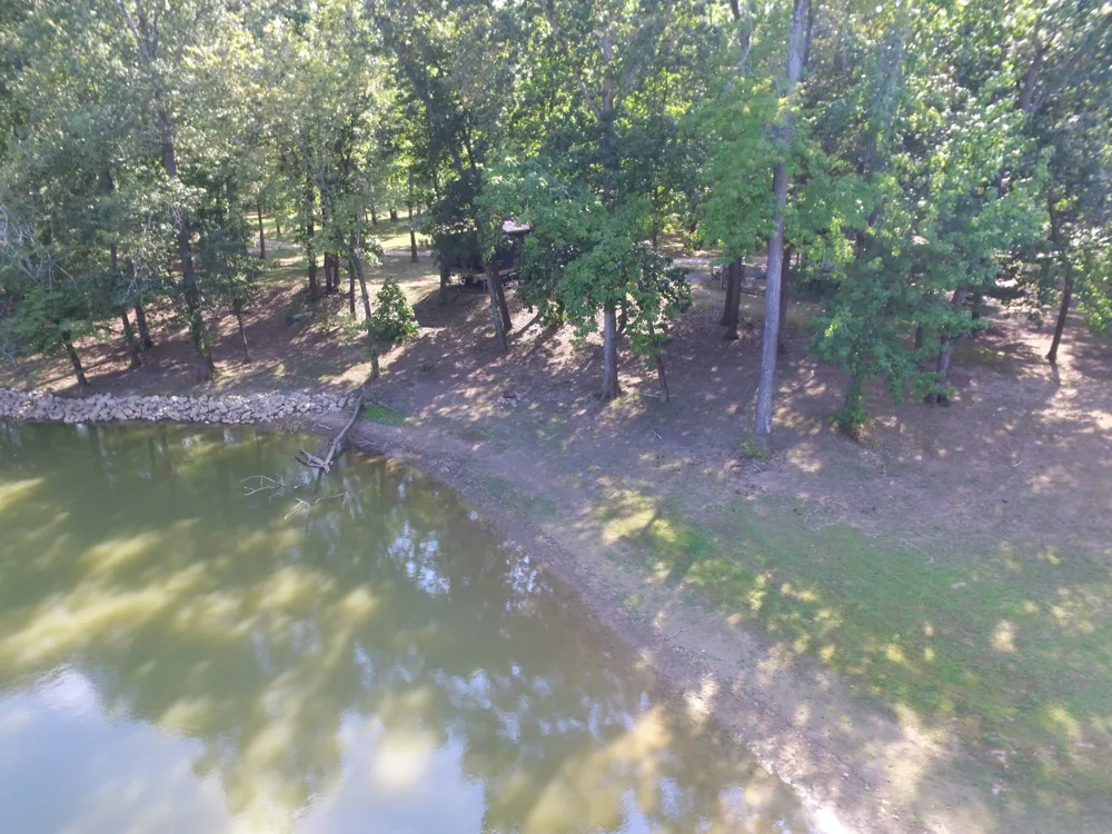 261 Lakeview Dr Bath Springs, TN 38311