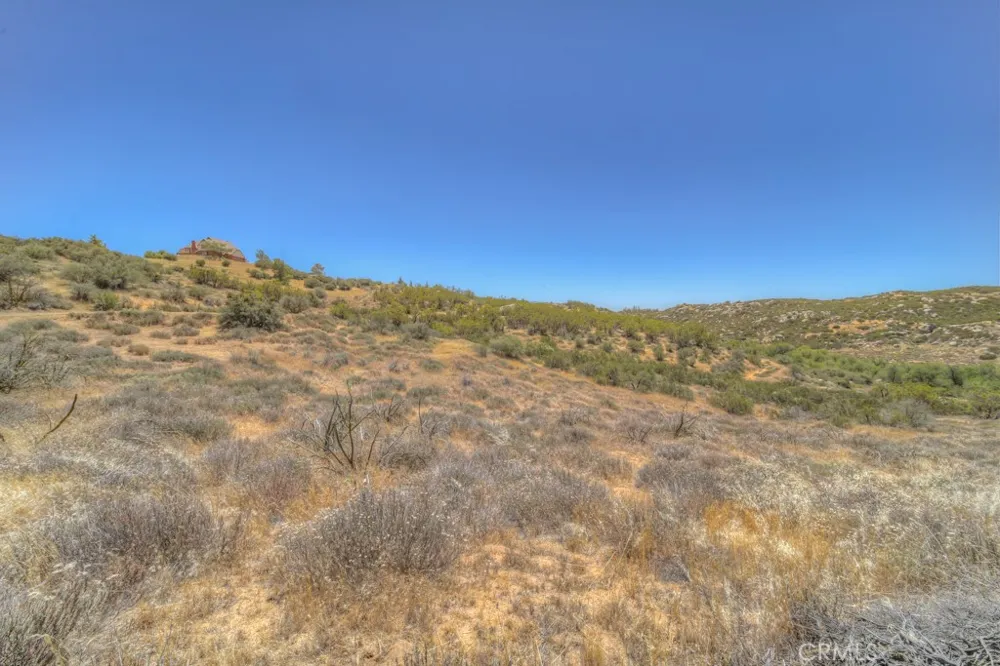 48805 Leaning Rock Court Aguanga, CA 92536