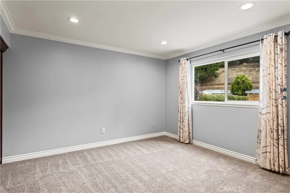 1096 Canyon View Drive La Verne, CA 91750