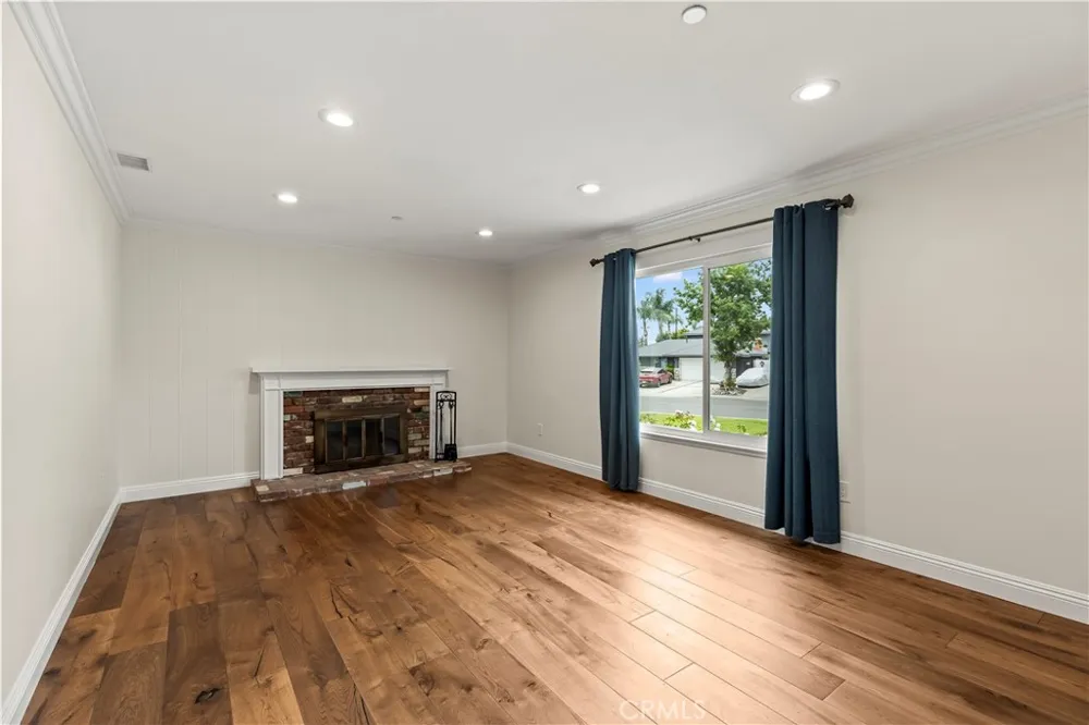 1096 Canyon View Drive La Verne, CA 91750