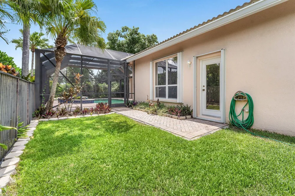 11130 Silver Ridge Street Wellington, FL 33449