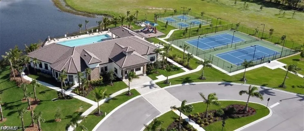 Oviedo Place Fort Myers, FL 33905