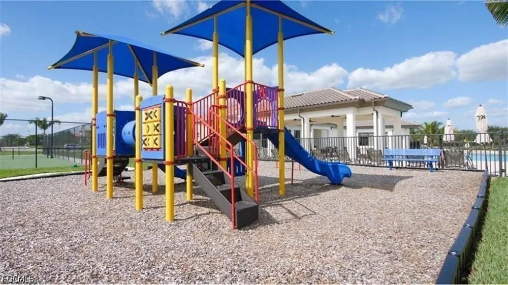 Oviedo Place Fort Myers, FL 33905