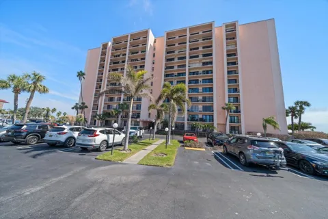 51 ISLAND WAY #705