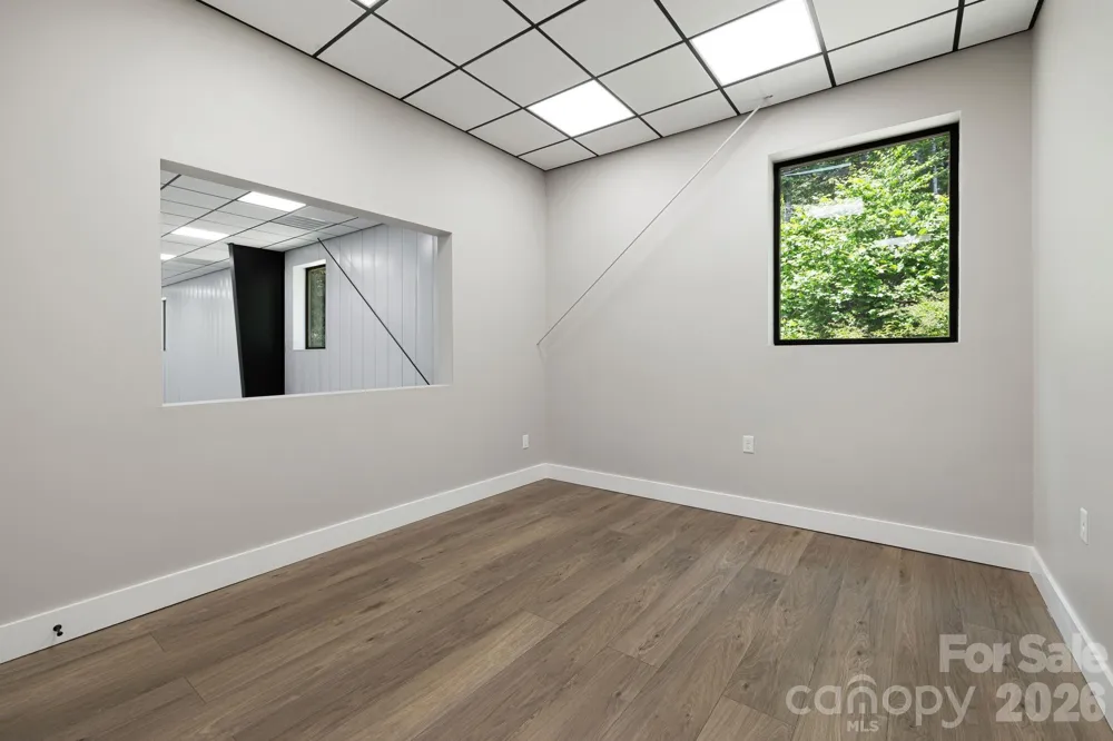 130 Speed Way #B Lake Toxaway, NC 28747
