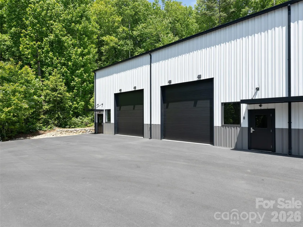 130 Speed Way #B Lake Toxaway, NC 28747
