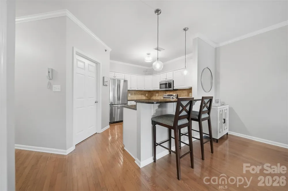 1410 4th Street Drive NW #304 Hickory, NC 28601