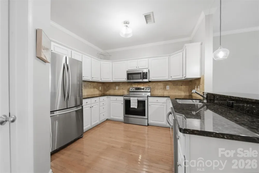 1410 4th Street Drive NW #304 Hickory, NC 28601