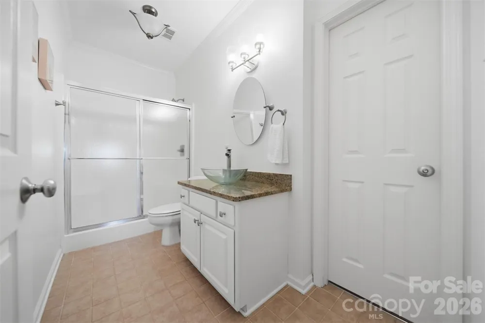 1410 4th Street Drive NW #304 Hickory, NC 28601