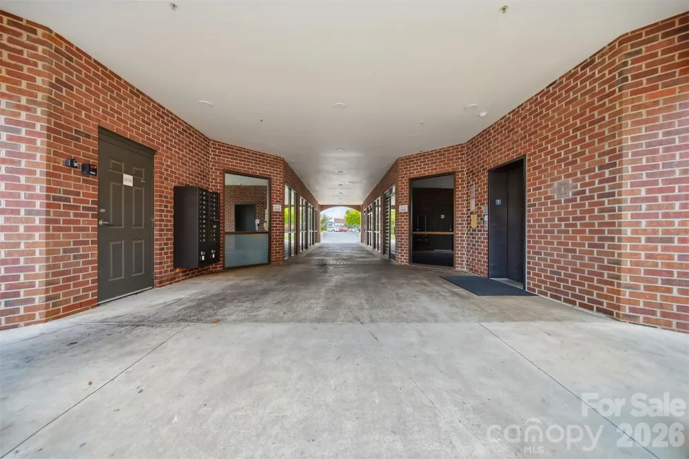 1410 4th Street Drive NW #304 Hickory, NC 28601