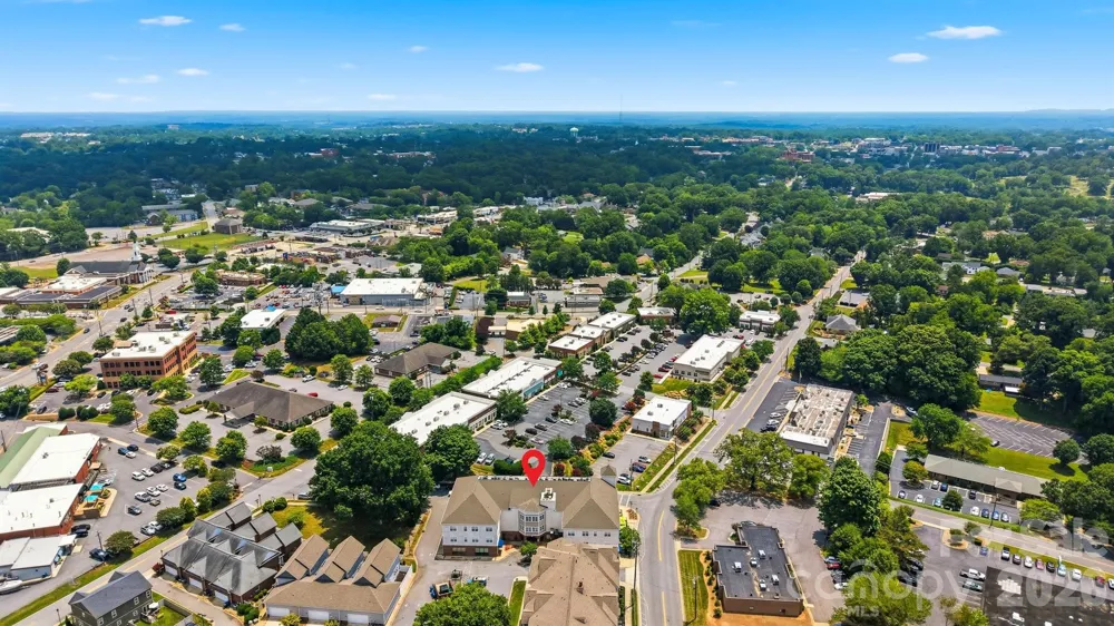 1410 4th Street Drive NW #304 Hickory, NC 28601