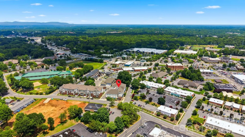 1410 4th Street Drive NW #304 Hickory, NC 28601