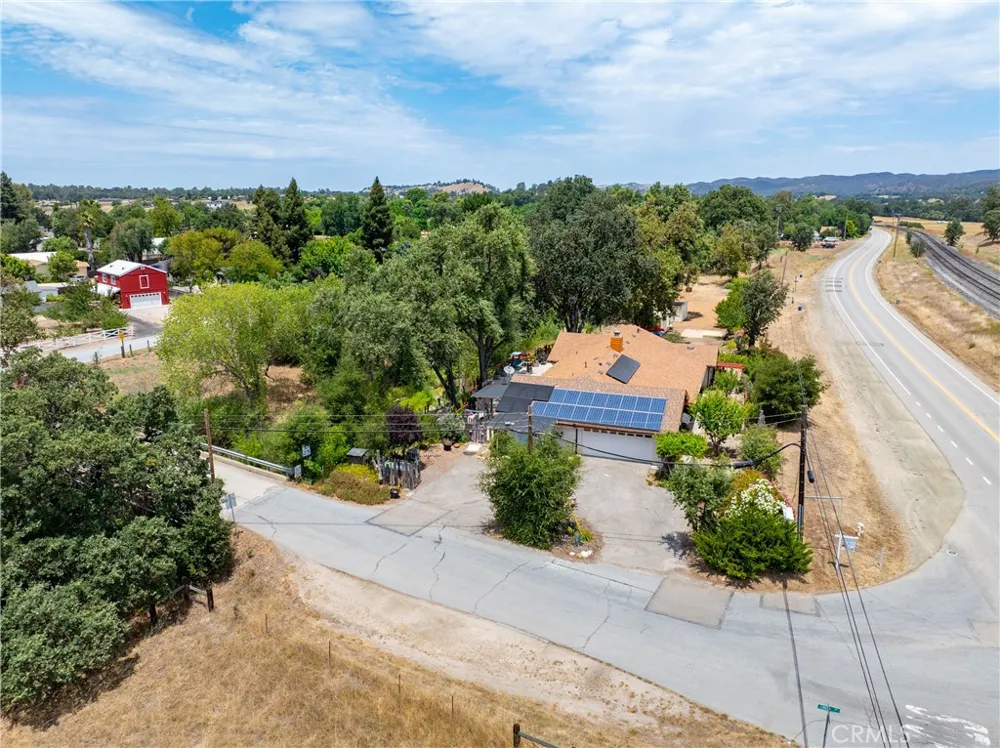 9265 Linden Avenue Atascadero, CA 93422