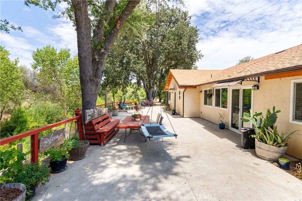 9265 Linden Avenue Atascadero, CA 93422