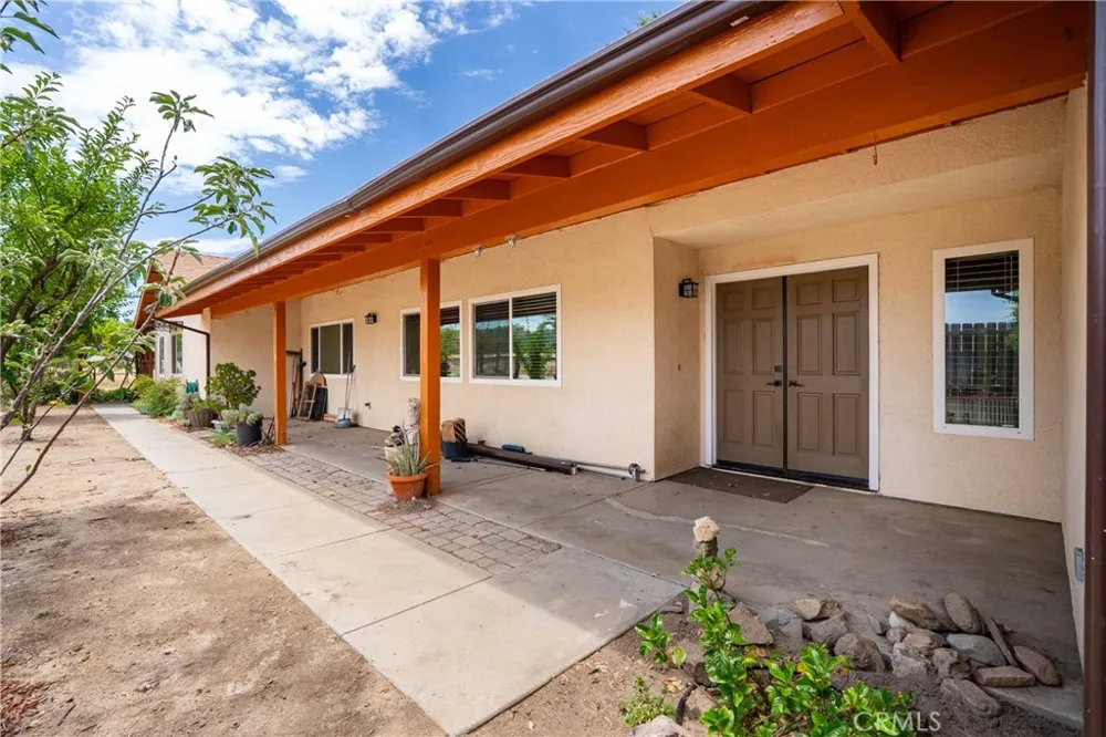 9265 Linden Avenue Atascadero, CA 93422