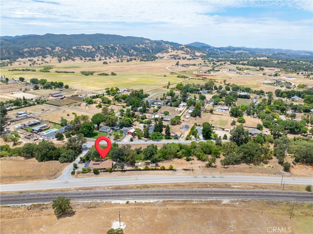 9265 Linden Avenue Atascadero, CA 93422