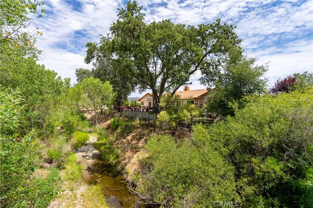 9265 Linden Avenue Atascadero, CA 93422