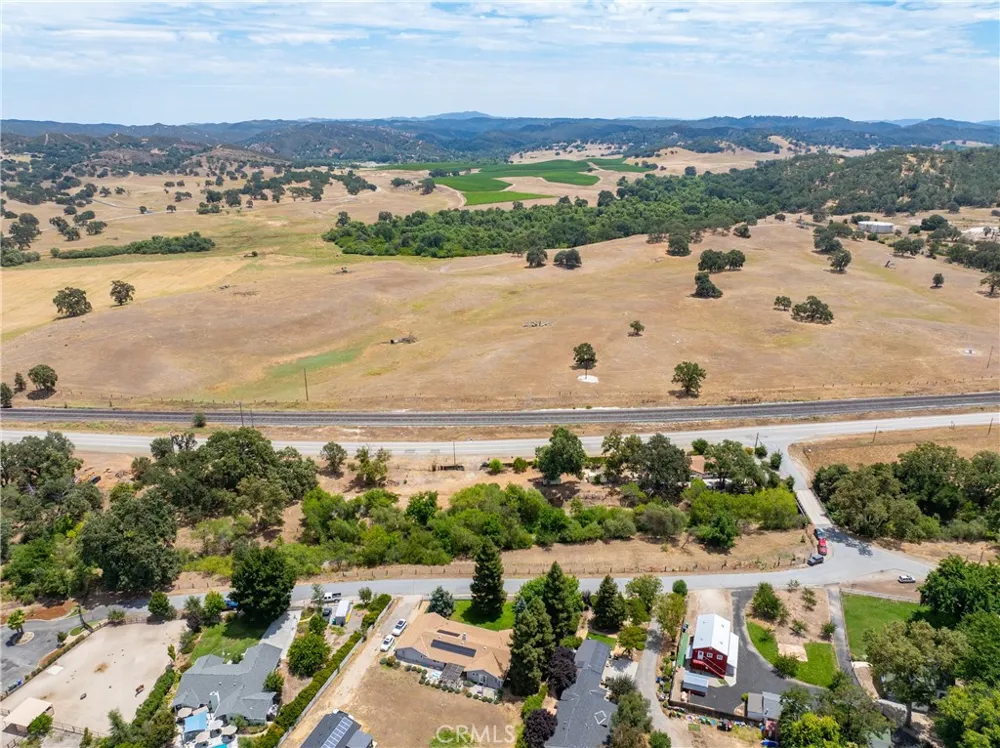 9265 Linden Avenue Atascadero, CA 93422
