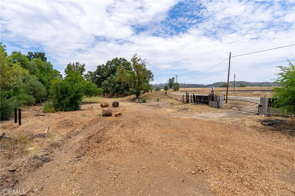 9265 Linden Avenue Atascadero, CA 93422