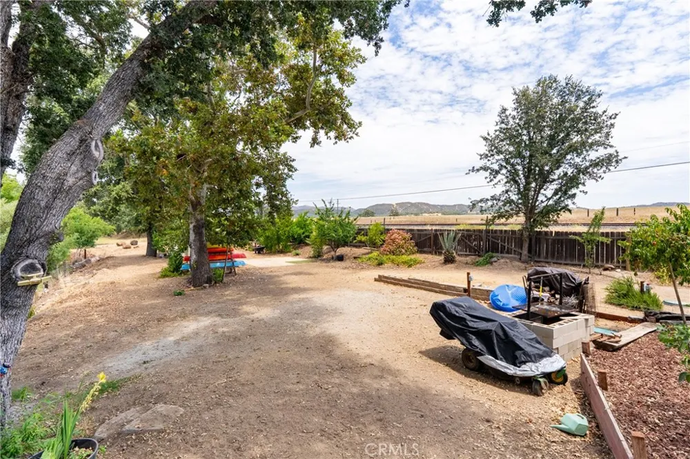 9265 Linden Avenue Atascadero, CA 93422