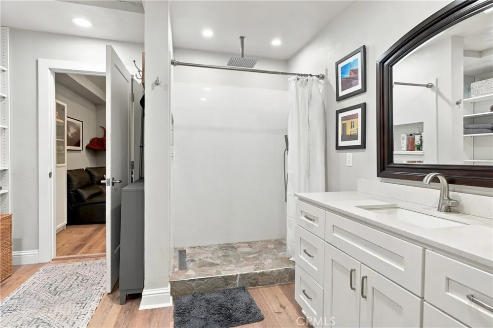 9265 Linden Avenue Atascadero, CA 93422