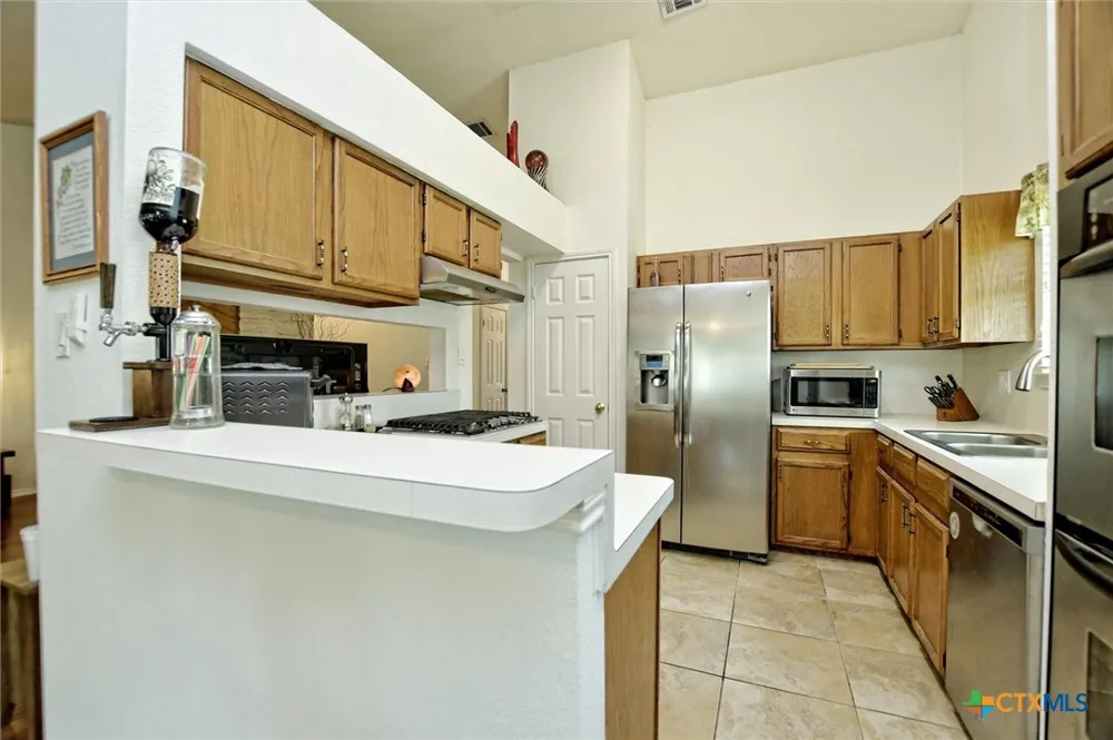 1002 W Noton Street Pflugerville, TX 78660