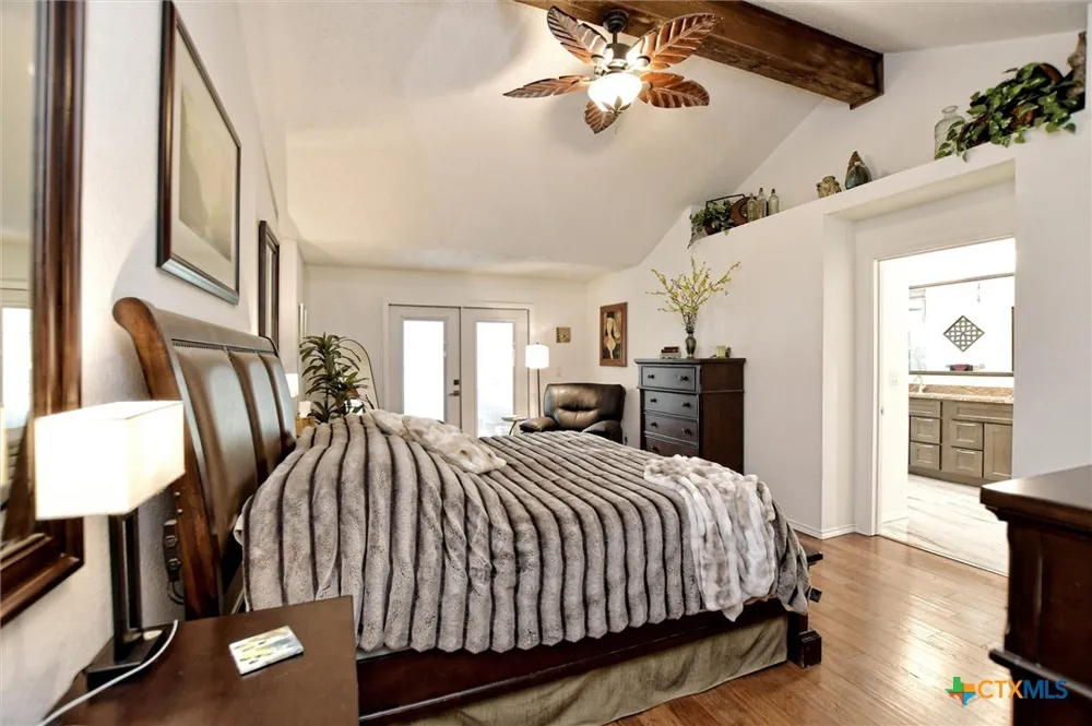 1002 W Noton Street Pflugerville, TX 78660