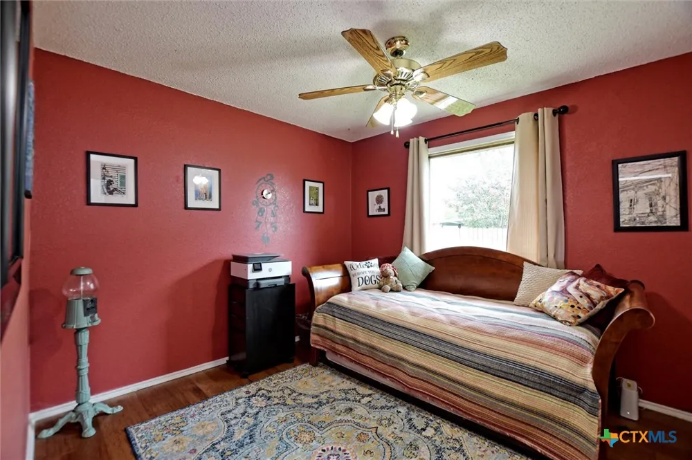 1002 W Noton Street Pflugerville, TX 78660