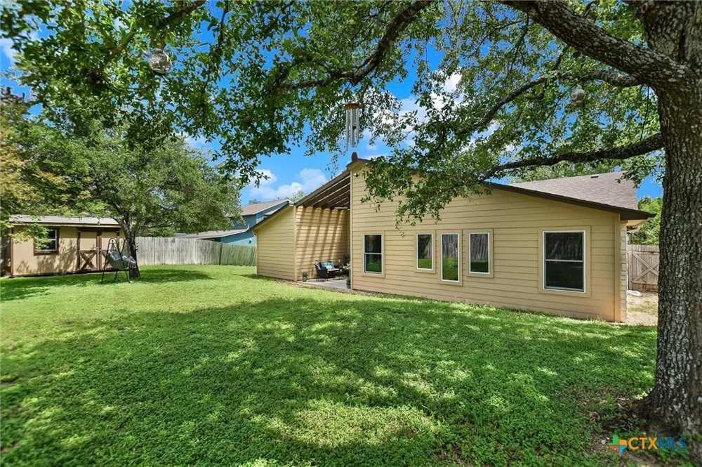 1002 W Noton Street Pflugerville, TX 78660