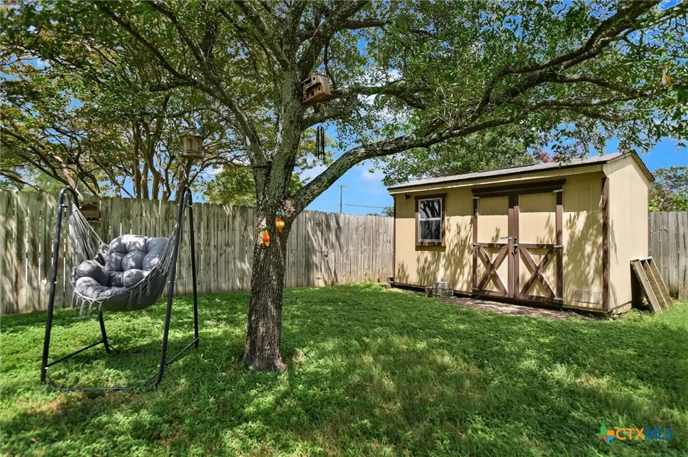 1002 W Noton Street Pflugerville, TX 78660