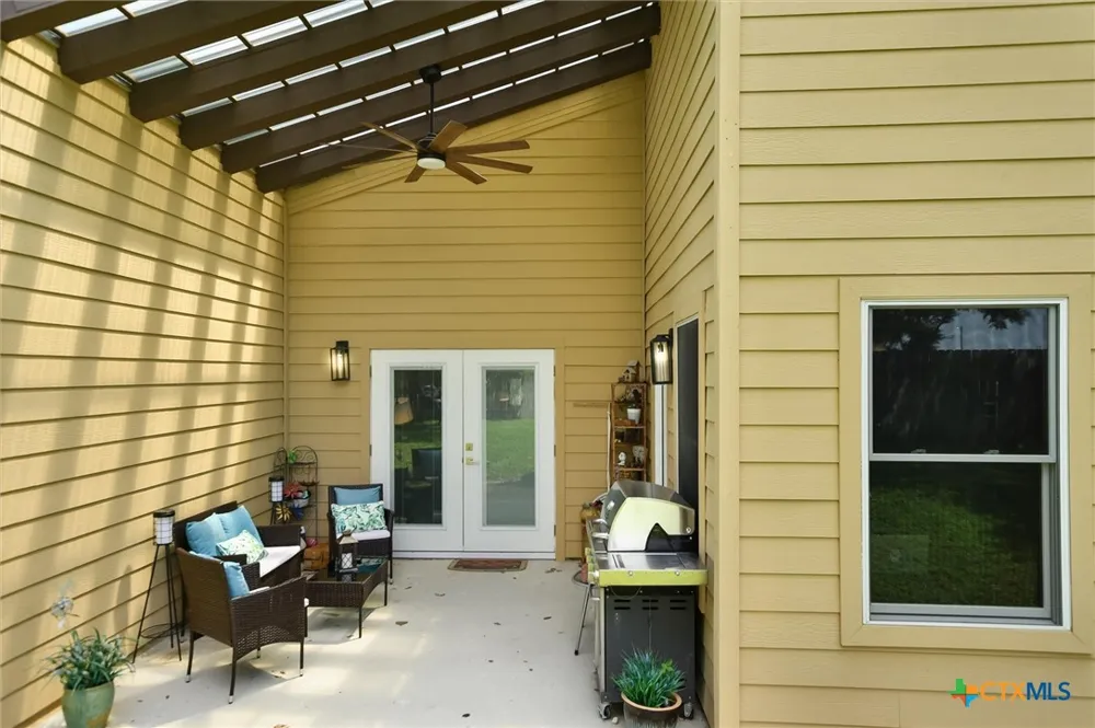 1002 W Noton Street Pflugerville, TX 78660