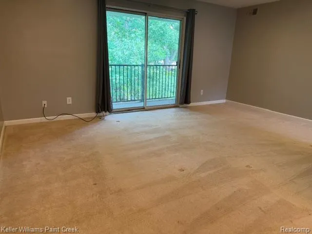 42630 Plymouth Hollow Drive #17 Plymouth Charter Township, MI 48170