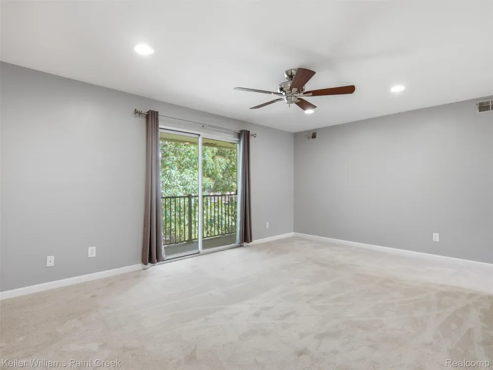 42630 Plymouth Hollow Drive #17 Plymouth Charter Township, MI 48170