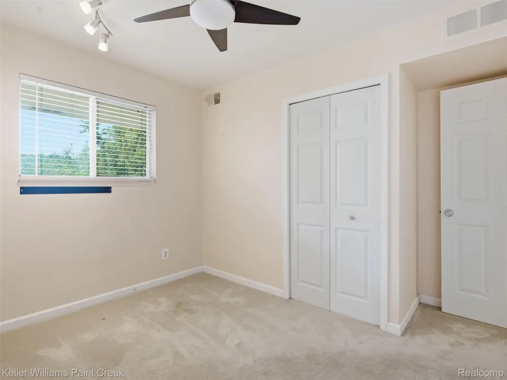 42630 Plymouth Hollow Drive #17 Plymouth Charter Township, MI 48170
