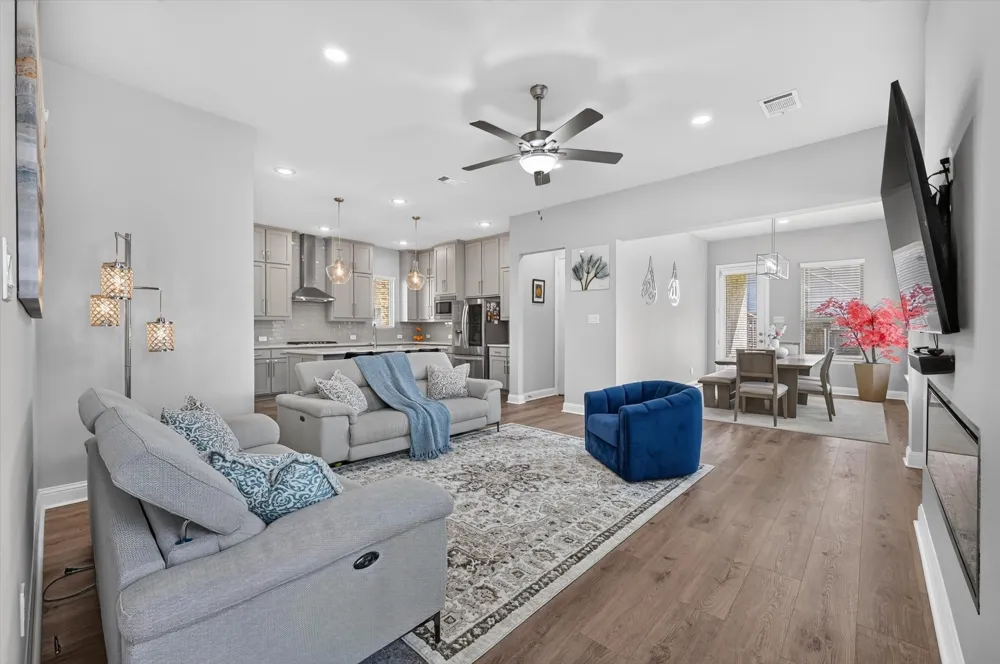 12991 Vinson Drive Farmers Branch, TX 75234