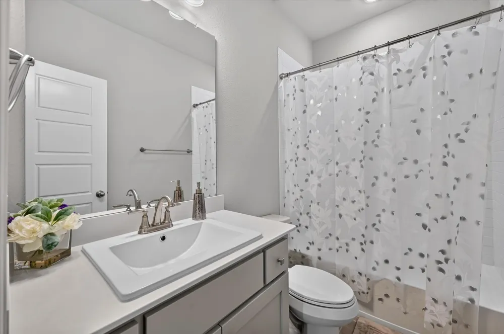 12991 Vinson Drive Farmers Branch, TX 75234