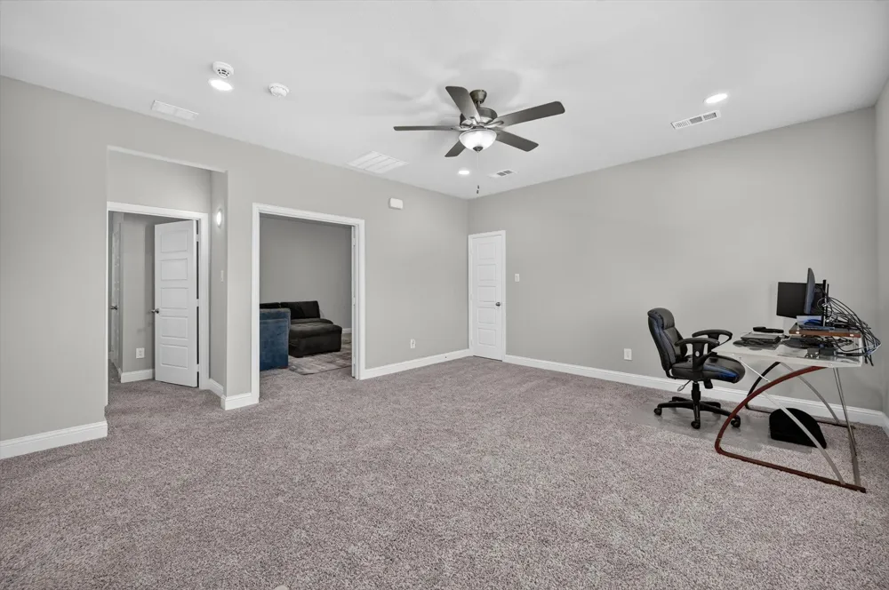 12991 Vinson Drive Farmers Branch, TX 75234