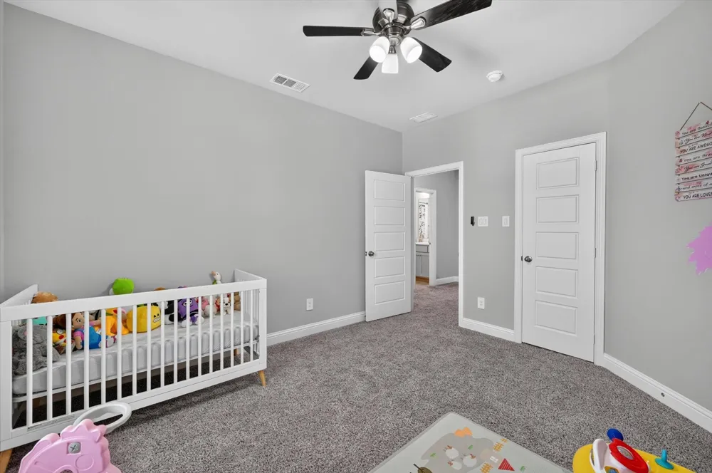 12991 Vinson Drive Farmers Branch, TX 75234