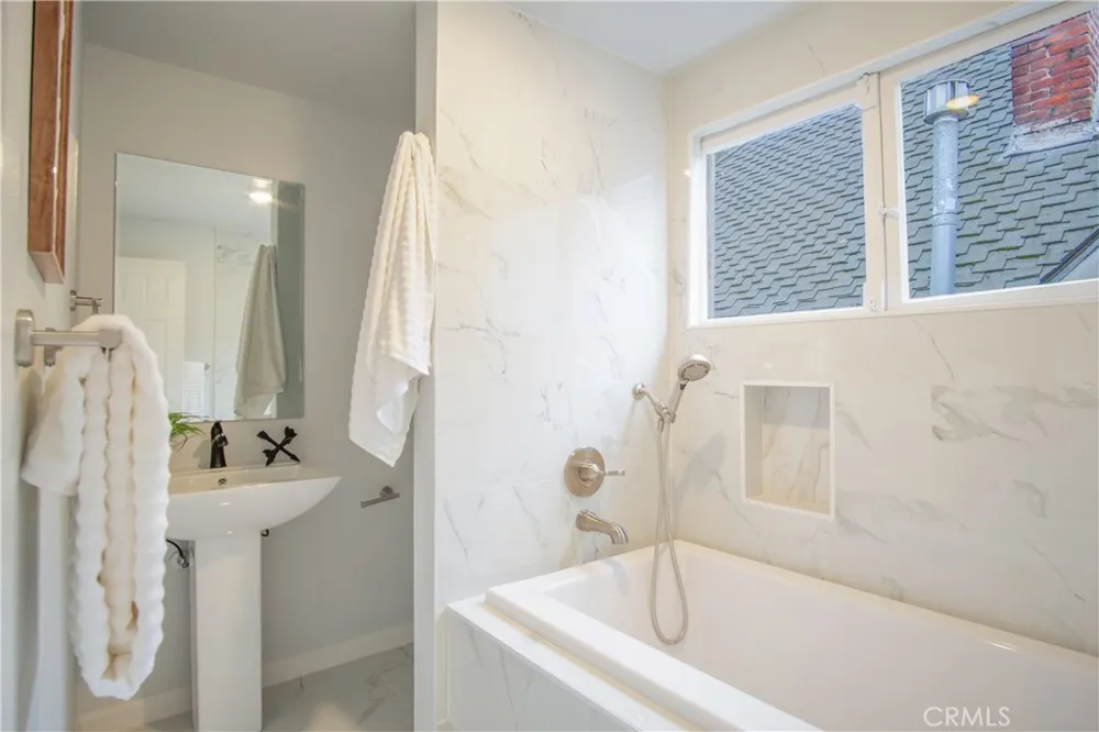 3520 Harrison Street Oakland, CA 94611