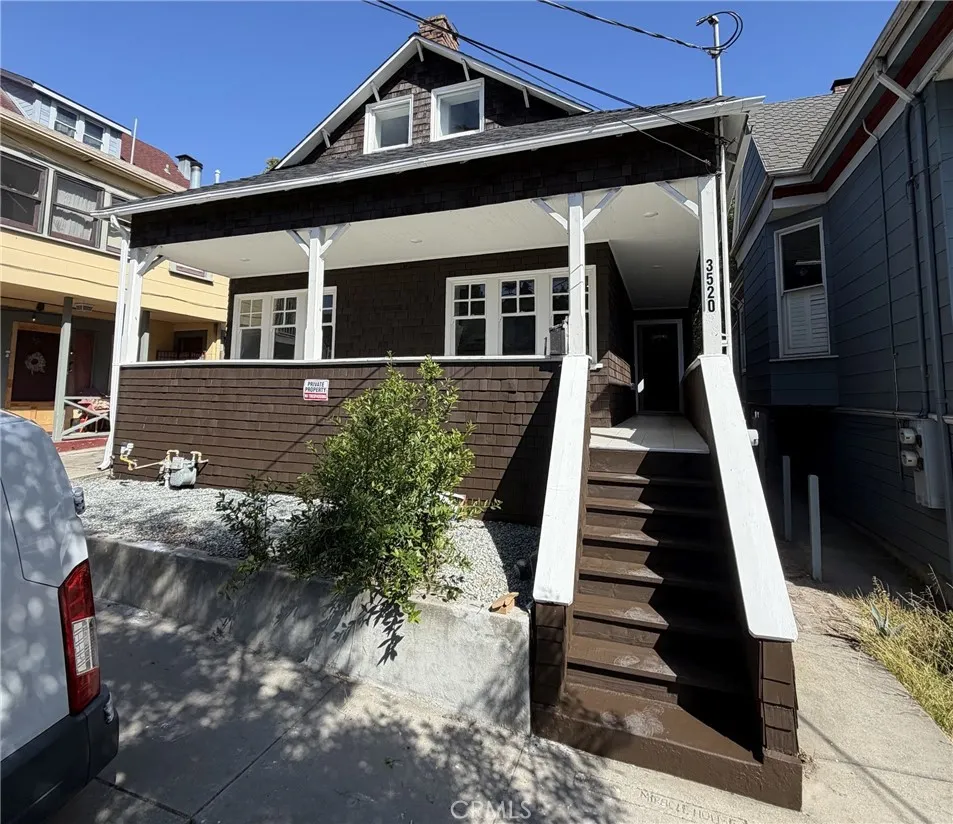 3520 Harrison Street Oakland, CA 94611